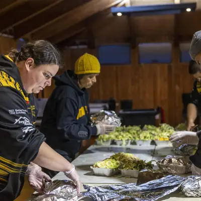 community prepping meals